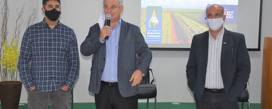 Deputado Roosevelt Vilela apresenta aos produtores rurais o Projeto de Lei que trata da regularização fundiária do DF