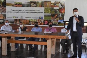 Deputado Roosevelt Vilela participa de reunião para debater a criação do Instituto de Terras de Brasília