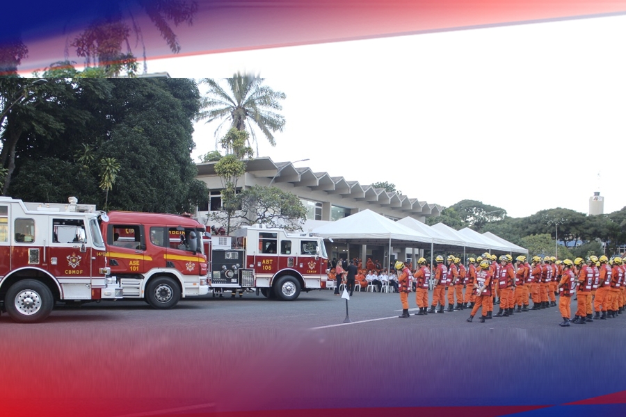 Roosevelt Vilela parabeniza os 446 bombeiros militares que foram promovidos nesta terça-feira (30)