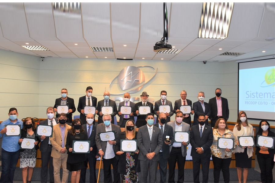 Em comemoração ao Dia Internacional do Cooperativismo, deputado Roosevelt Vilela e OCDF homenageiam cooperativistas do Distrito Federal