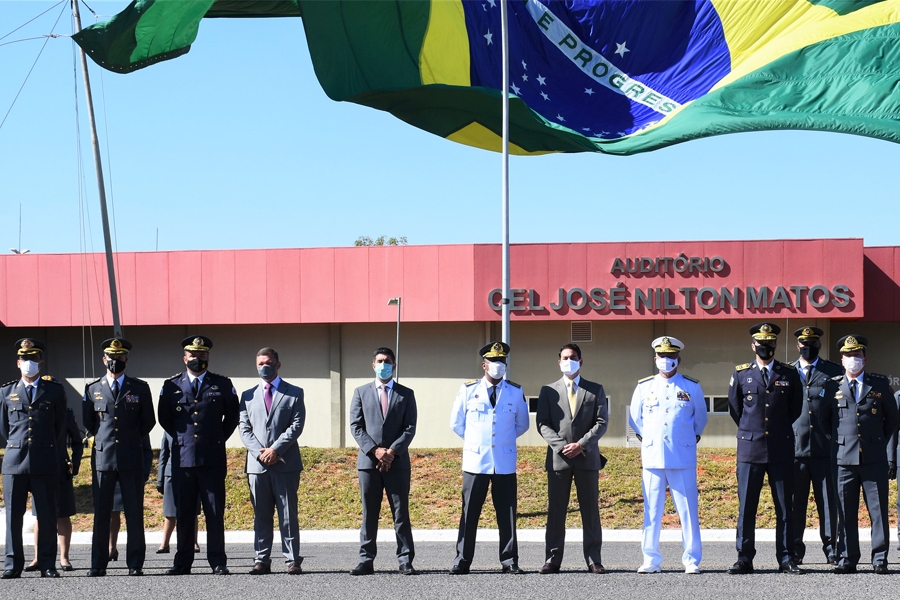 Deputado Roosevelt Vilela participa da solenidade de entrega do Espadim Marechal Souza Aguiar às turmas 40ª e 41ª do Curso de Formação de Oficiais