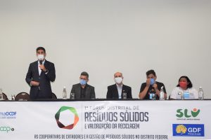 Deputado Roosevelt Vilela participa do 1° Fórum Distrital de Resíduos Sólidos e Valorização da Reciclagem