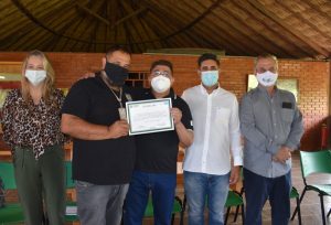 Deputado Roosevelt Vilela participa da solenidade de entrega dos Certificados de Capacitação de Operadores de Máquinas