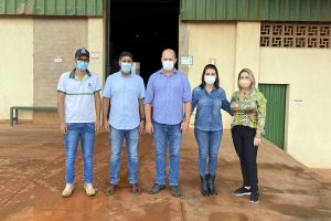 Em dia de campo no PAD-DF, deputado Roosevelt Vilela participa de reuniões e visita escolas da região