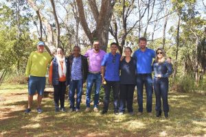 Em visita à região do Lago Norte, deputado Roosevelt Vilela se reúne com representantes da agricultura local e conhece a Escola da Árvore