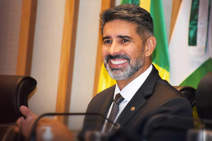 Deputado Roosevelt propõe acesso gratuito a medicamentos como Ozempic e Mounjaro para tratar obesidade e diabetes no DF