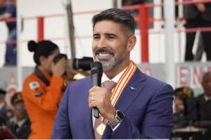 Deputado Roosevelt participa da entrega da Medalha Dom Pedro II no Distrito Federal