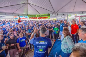 Festa da Família Bombeiro Militar reúne mais de 3 mil pessoas e celebra a união da Corporação. Deputado Roosevelt.