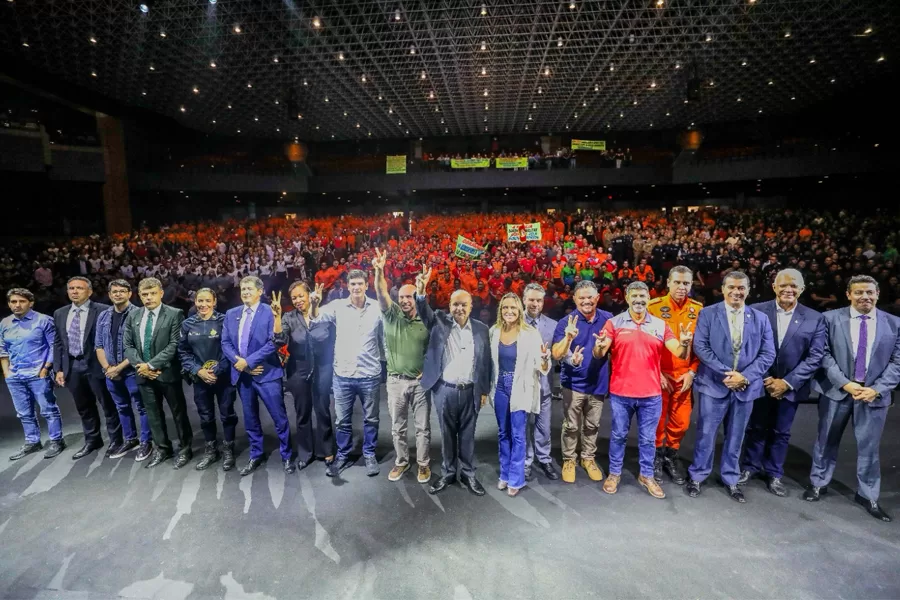 Forças de segurança pública agradecem ao Governador Ibaneis e ao deputado Roosevelt pela atuação em prol dos bombeiros, policiais militares, civis e penais